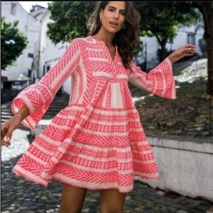 Devotion Twins Ella short dress salmon/orange embroidered Size Small